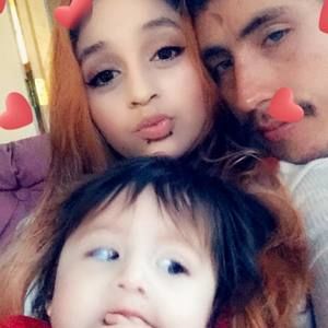 Meet your Posher, Roxana y